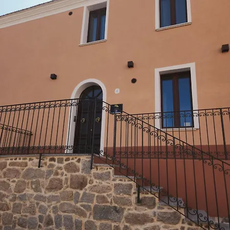 Residenza Tittinu 3*
